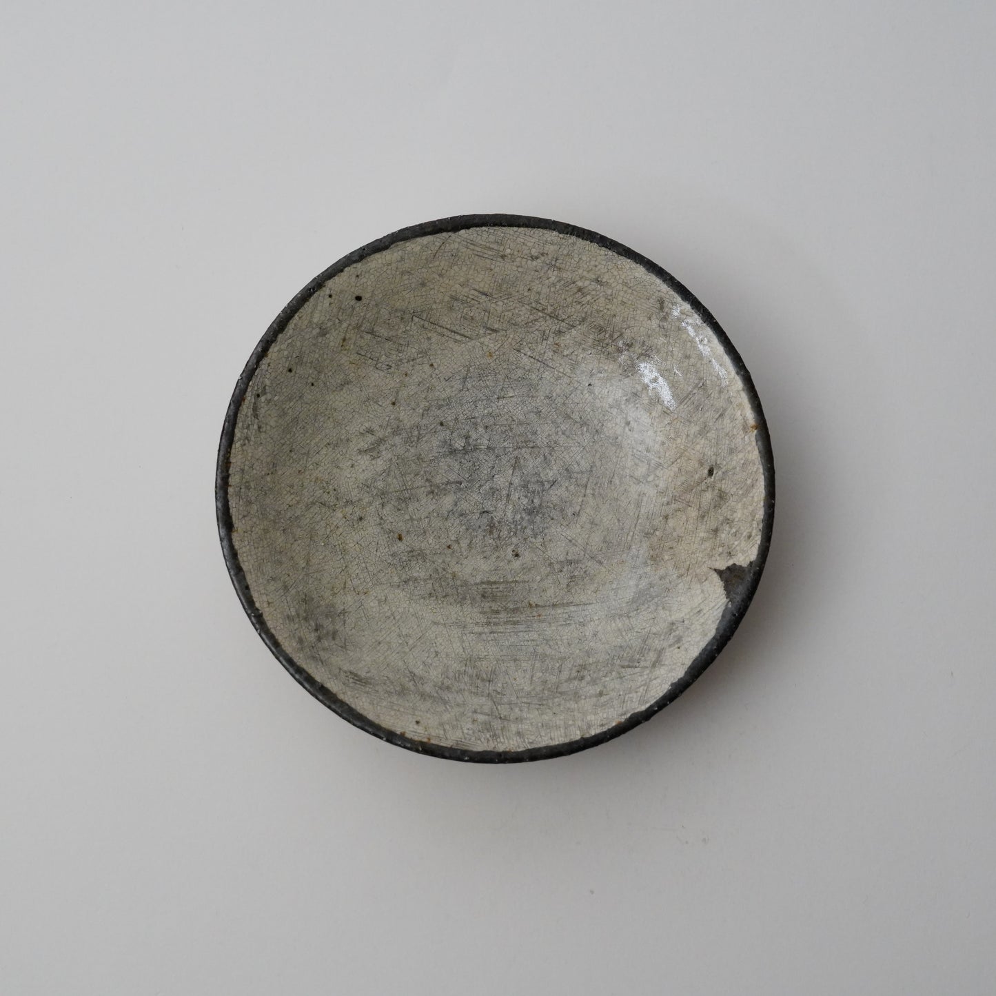 Plate / Rimpei Watanabe