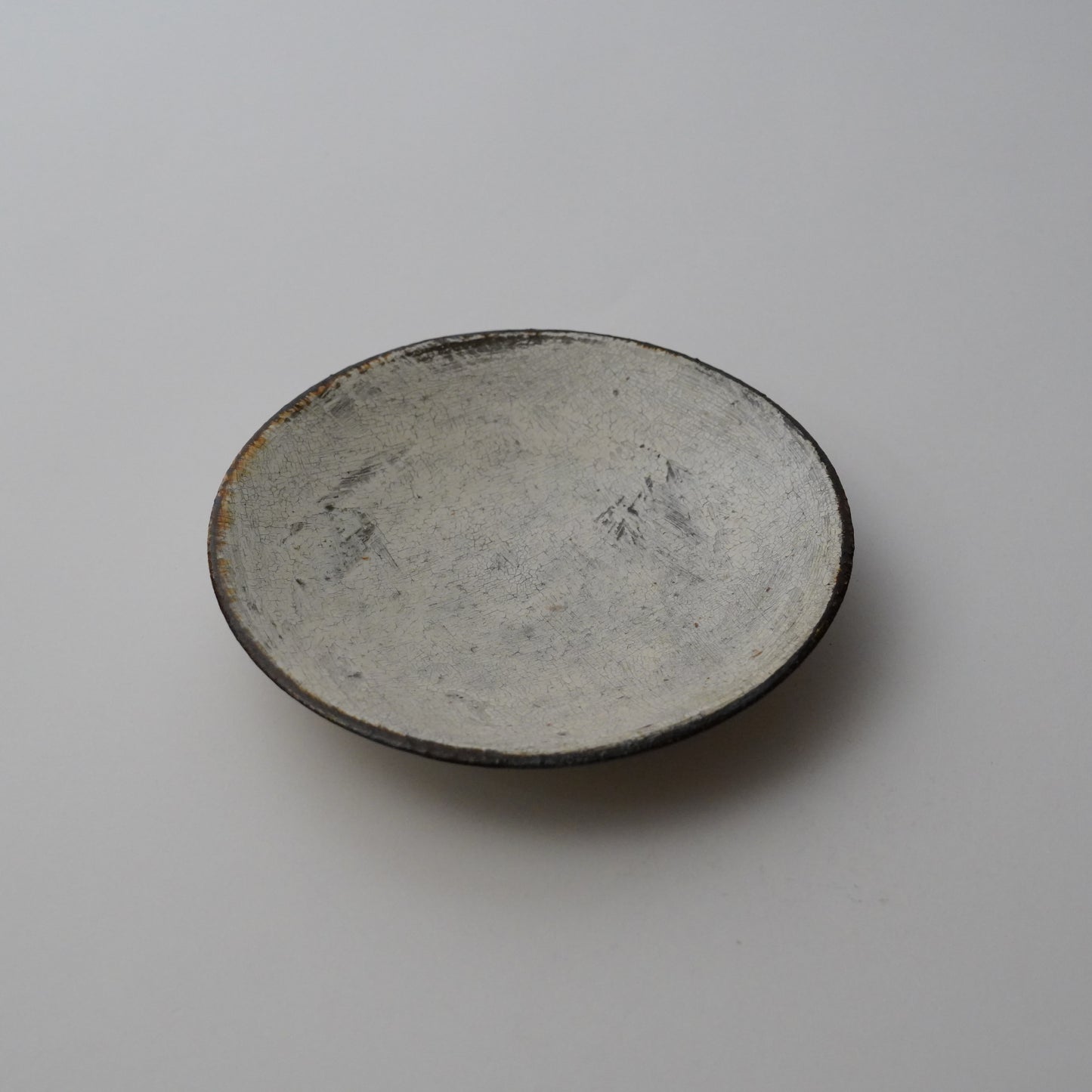 Plate / Rimpei Watanabe