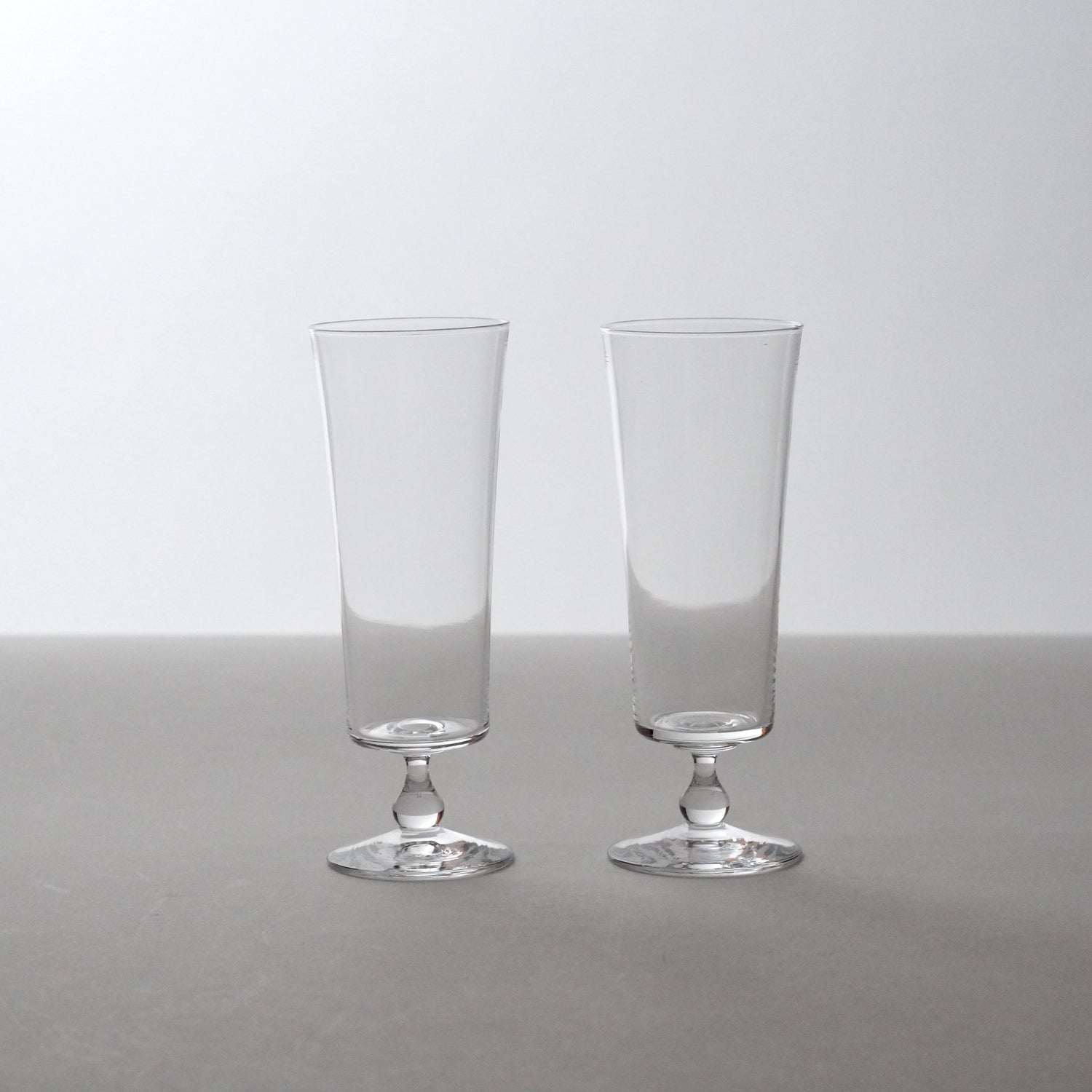 hand made cocktail glass. Handmade glass by Japanese artist at Gallery tete Hong Kong.